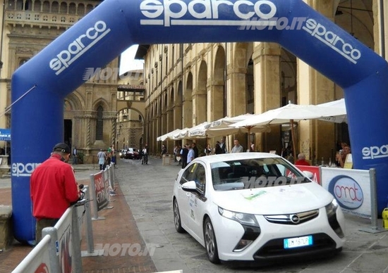 Ecorally 2012: la nostra corsa con Opel Ampera Ecorally 2012: la nostra corsa con Opel Ampera