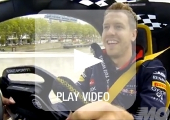 Sebastian Vettel: al volante di Renault Zoe, Twizy e Twizy F1 Sebastian Vettel: al volante di Renault Zoe, Twizy e Twizy F1