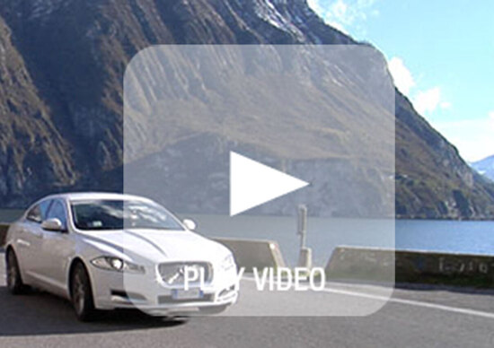 Jaguar XF diesel 163 CV: un viaggio nell'alta cucina per scoprire quanto consuma Jaguar XF diesel 163 CV: un viaggio nell'alta cucina per scoprire quanto consuma