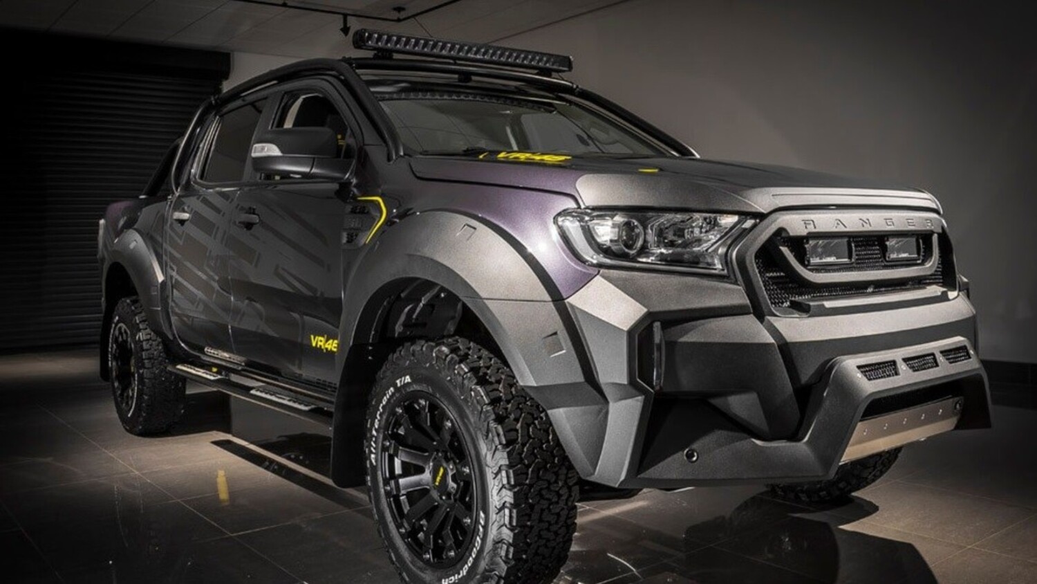 Ford omaggia Valentino Rossi: ecco Transit e Ranger VR|46 Edition