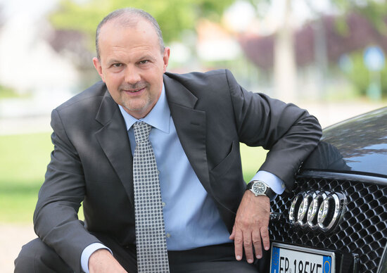 Longo, Audi: «A4 è la miglior risposta ad un periodo inusuale per noi» Longo, Audi: «A4 è la miglior risposta ad un periodo inusuale per noi»