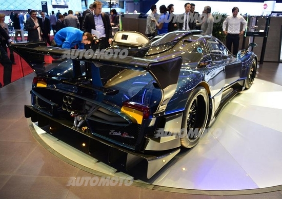 Pagani al Salone di Ginevra 2014 Pagani al Salone di Ginevra 2014