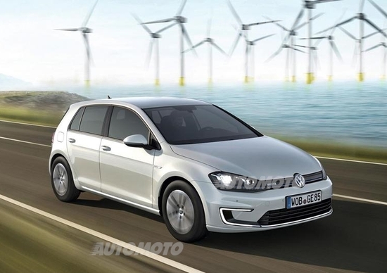 Volkswagen e-Golf: arriverà a giugno a circa 37.000 euro Volkswagen e-Golf: arriverà a giugno a circa 37.000 euro
