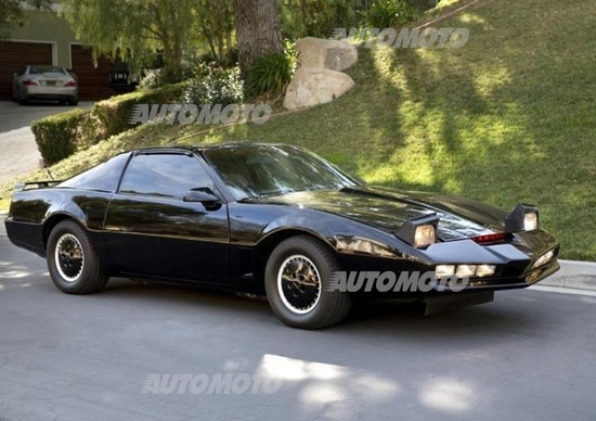 Supercar: in vendita una replica di KITT appartenuta ad Hasselhoff Supercar: in vendita una replica di KITT appartenuta ad Hasselhoff