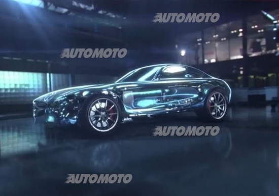 Mercedes-AMG GT: svelato il motore Mercedes-AMG GT: svelato il motore