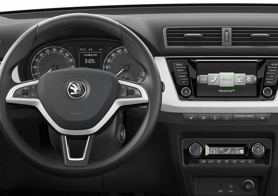 Nuova Skoda Fabia: ecco gli interni, più spaziosi e tecnologici Nuova Skoda Fabia: ecco gli interni, più spaziosi e tecnologici