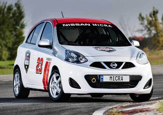 Nissan Micra Cup: l'auto da corsa più economica del mondo Nissan Micra Cup: l'auto da corsa più economica del mondo