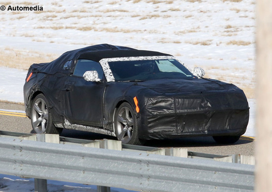 Nuova Chevrolet Camaro Cabrio: beccata la nuova generazione in fase di test Nuova Chevrolet Camaro Cabrio: beccata la nuova generazione in fase di test
