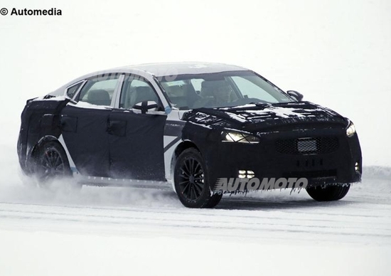 Kia Optima: ecco le prime immagini spia della berlina che arriverà in Italia Kia Optima: ecco le prime immagini spia della berlina che arriverà in Italia