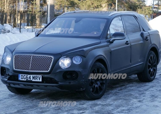 Bentley Bentayga: ecco gli spyshot del SUV inglese Bentley Bentayga: ecco gli spyshot del SUV inglese
