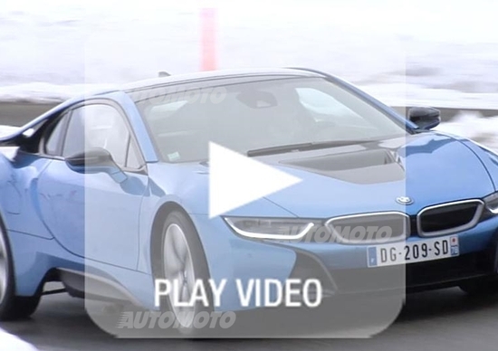 BMW xDrive, dalla Serie 1 alla i8. La video-prova BMW xDrive, dalla Serie 1 alla i8. La video-prova