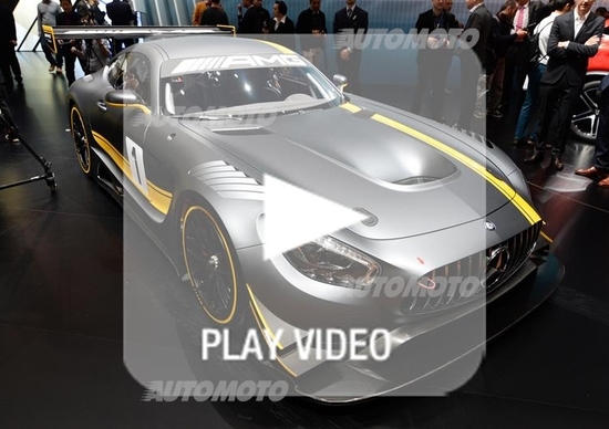 Mercedes-Benz al Salone di Ginevra 2015 Mercedes-Benz al Salone di Ginevra 2015