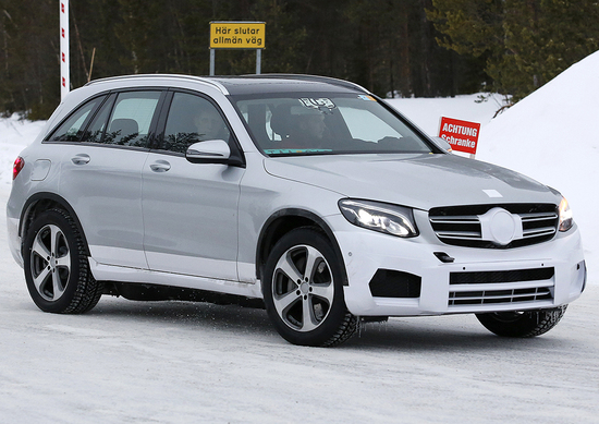 Mercedes: primi test su piattaforma elettrica EVA Mercedes: primi test su piattaforma elettrica EVA