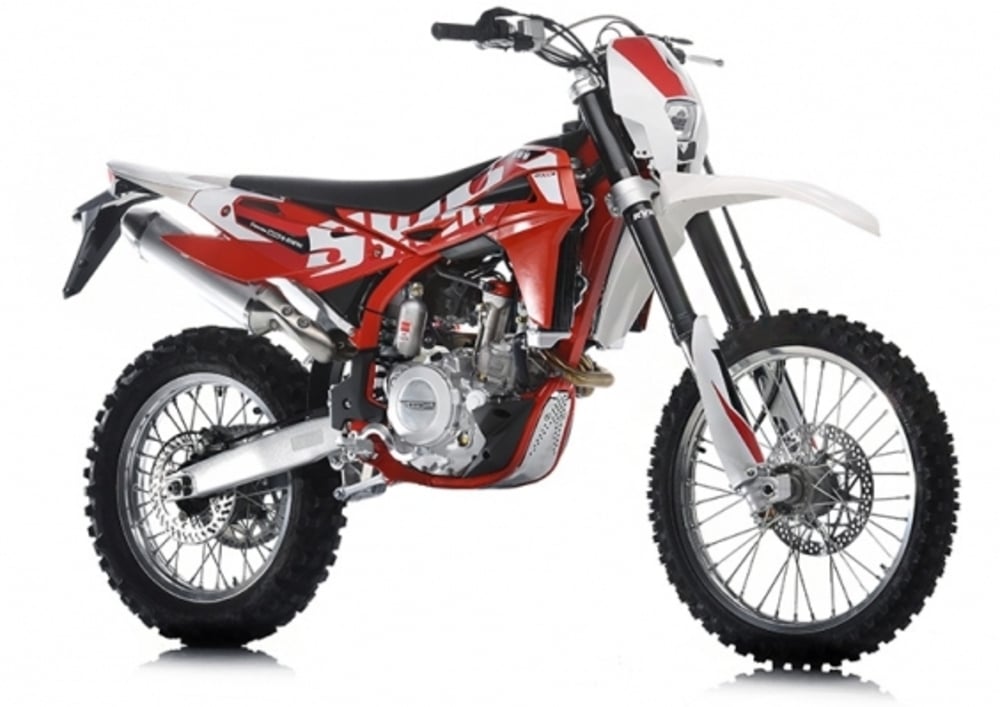 Swm Rs R Prezzo E Scheda Tecnica Moto It