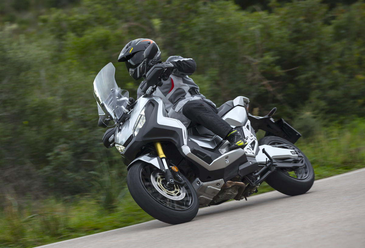 x adv touring