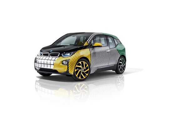 BMW i3 ed i8 MemphisStyle, firmate Lapo Elkann BMW i3 ed i8 MemphisStyle, firmate Lapo Elkann